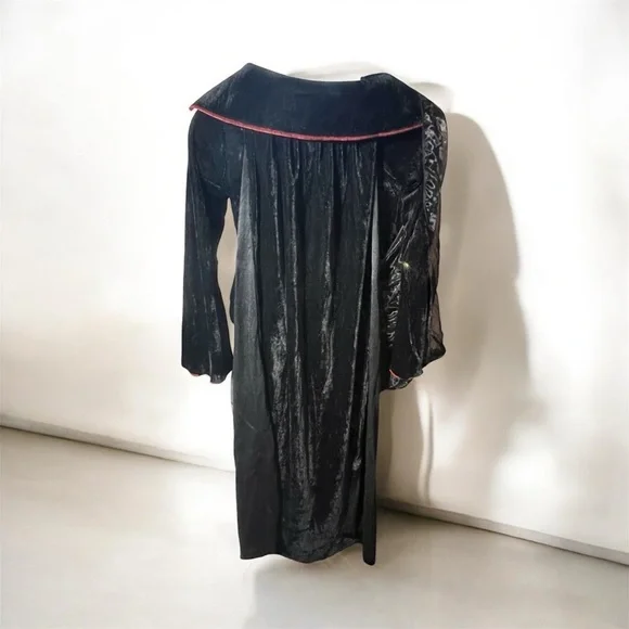 Girls Purple and Black Witch Costume – Halloween & Performance Dress (Size 140) - Picture 9 of 10